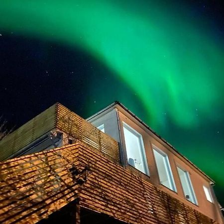 Апартаменты Waterfront Senja 3 Torsken Экстерьер фото