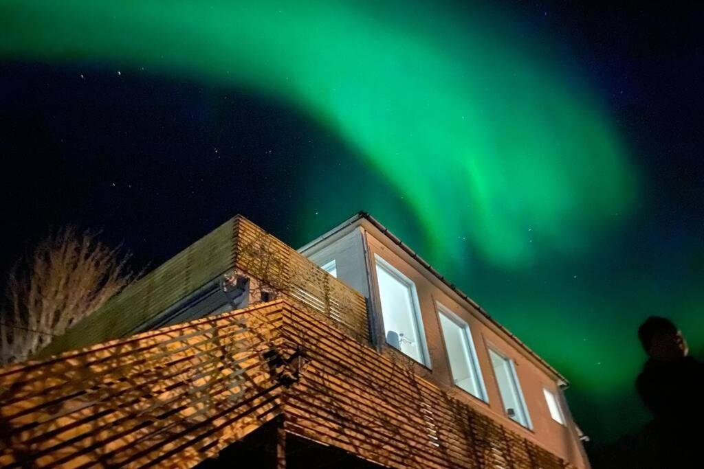 Апартаменты Waterfront Senja 3 Torsken Экстерьер фото